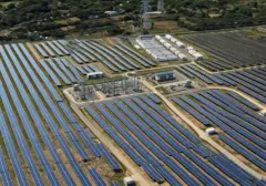 Indonesia Bidik 100 GW Kapasitas PLTS, Berapa Tarif Listrik Hijau yang Ditawarkan?