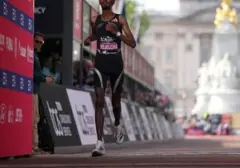 Kejelcha Ukir Sejarah: Rekor Dunia Half Marathon Baru Tercipta di Valencia