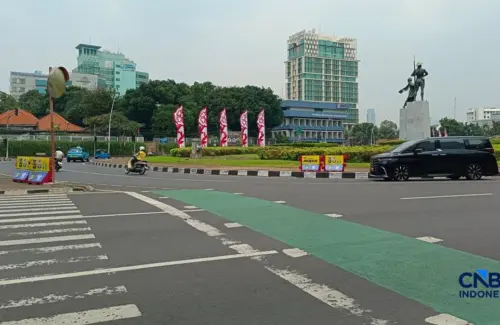 Demo di DPR Pengaruhi Aktivitas Kawasan Tugu Tani, Pengunjung dan Pedagang Merasakan Dampaknya