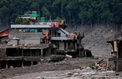 Banjir Bandang Nepal-Tibet Meluas, Kemlu Pastikan Keamanan WNI