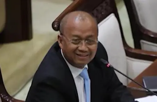 DPR Sahkan Sarjito Pimpin Pengawas Bursa Komoditas Strategis OJK, Perkuat Pengawasan Sektor Hilir