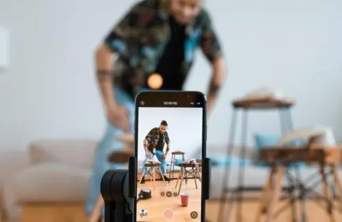 Demam Live Streaming E-commerce: Konsumen RI Rentan Tergoda Diskon Menggiurkan