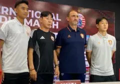 Reuni Shin Tae Yong dan Jordi Amat Bersama Kawan Lama di Laga Persija vs Brisbane Roar