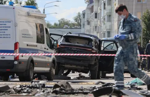 Ledakan Maut di Rusia: Mobil Hancur Lebur, Tentara Gugur di Tempat