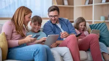 7 Jurus Jitu Orang Tua Membangun Ikatan Kuat dengan Anak di Era Digital