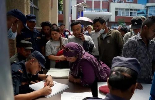 Rumah Sakit Kathmandu Penuh Sesak, Keluarga Korban Membanjiri Ruang Tunggu Pasca Bencana