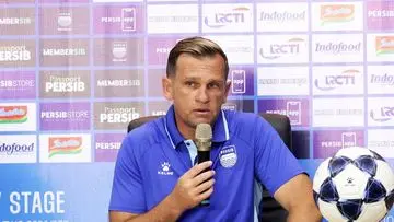 Absennya Tiga Pilar Persib Tak Goyahkan Optimisme Tolic Hadapi Manila Digger