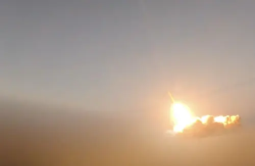 Iran Luncurkan Serangan Rudal ke Pangkalan Militer AS di Yordania