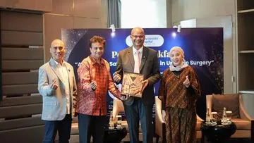 Dokter Urologi Mayapada Jakarta Selatan: Pionir dan Teruji di Era Bedah Robotik