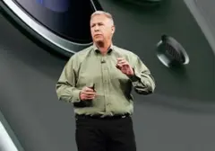 Phil Schiller Pensiun dari Jabatan di App Store dan Event Apple