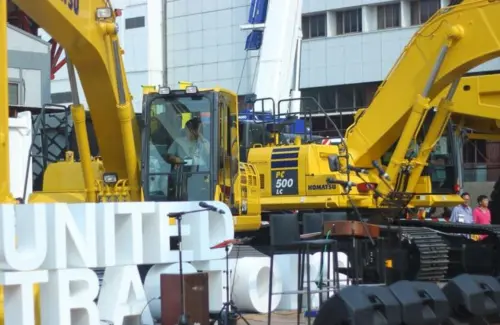 Laba Bersih United Tractors Anjlok 88% di Kuartal III 2023, Ini Biang Keroknya