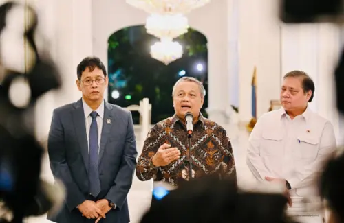Pesan Perpisahan Perry Warjiyo untuk Destry Damayanti: Jaga Stabilitas dan Dorong Inovasi di BI