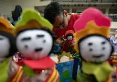 Siswa SLB Ciptakan Karya Seni Kriya Betawi, Asah Kreativitas dan Lestarikan Budaya