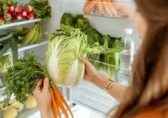 Usir Bau Tak Sedap dari Kulkas dengan 6 Bahan Alami Ini