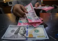 Rupiah Terperosok ke Rp17.750 per Dolar AS, Pelemahan 0,31% Menjadi Sorotan