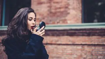Gen Z Dongkrak Pasar Kosmetik Indonesia: Berani Rogoh Kocek Lebih Dalam untuk Produk Berkualitas
