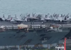 Kapal Induk AS Berkarat Usai Delapan Bulan Beraksi, Sandar di Laut Tetangga Indonesia