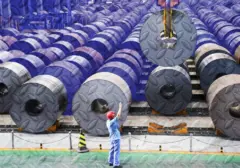 Ancaman Serius: Industri Manufaktur RI Terjepit Gempuran Barang Impor
