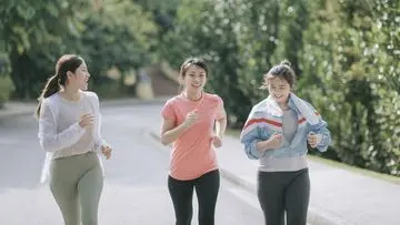 Tinggalkan Kopi? Ini 3 Strategi Jitu Bangkitkan Energi Pagi Tanpa Kafein