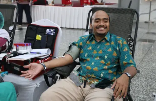 Bank Mandiri Bersama PMI Galang Aksi Donor Darah Massal di Berbagai Kota