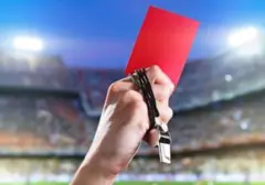 Gestur Tutup Mulut Berujung Kartu Merah di Super League Mulai Musim 2026/2027