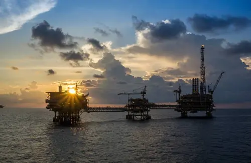 Indonesia Tawarkan 138 Blok Migas Potensial kepada Rusia untuk Investasi