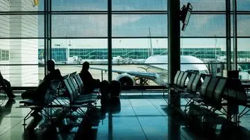 Lonjakan Permintaan Tiket First Class: Milenial dan Gen X Mendominasi Perburuan Kemewahan Perjalanan