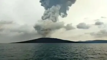 Dampak Abu Vulkanik Gunung Anak Krakatau: Kompleksitas Angin Pengaruhi Sebaran