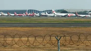 Abu Vulkanik Ganggu Penerbangan, Bandara Ditutup Sementara: Ini Pilihan Transportasi Alternatif