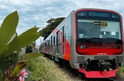 Tujuh KRL Baru INKA CLI-225 Ditarik ke Depo Perawatan, PT KAI Ungkap Penyebabnya