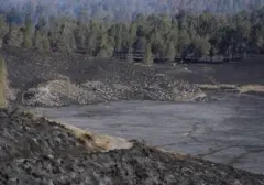 Bromo Tetap Buka, Pengunjung Dilarang Rekam Video di Tengah Ancaman Kebakaran