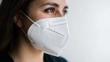 Kekurangan Pasokan Masker, Masyarakat Cari Alternatif Pelindung Hidung dan Mulut