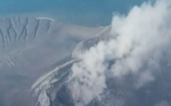 Erupsi Anak Krakatau Mengguncang Industri Perhotelan: Pengusaha Ungkap Kekhawatiran Dampak Jangka Panjang