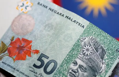 Ringgit Malaysia Anjlok 4 Hari Beruntun, Investor Asing Tarik Diri: Apakah Indonesia Jadi Pelarian?