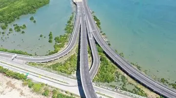 Jelajahi Keindahan Indonesia Lewat 10 Tol dengan Pemandangan Alam Memukau