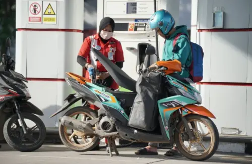 Atasi Kelangkaan BBM, 25 SPBU Pertamina di Makassar Beroperasi 24 Jam Nonstop