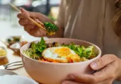 Menjaga Berat Badan Ideal Setelah Usia 35: Panduan Diet Efektif untuk Kesehatan Jangka Panjang